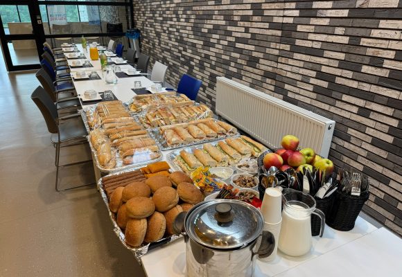 Vandaag maken wij 25 lunches voor duikers