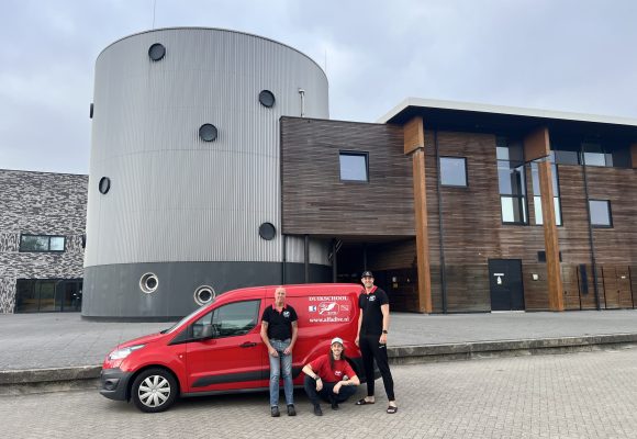 Alfa Dive traint in duiktoren Triton 12  Den Helder